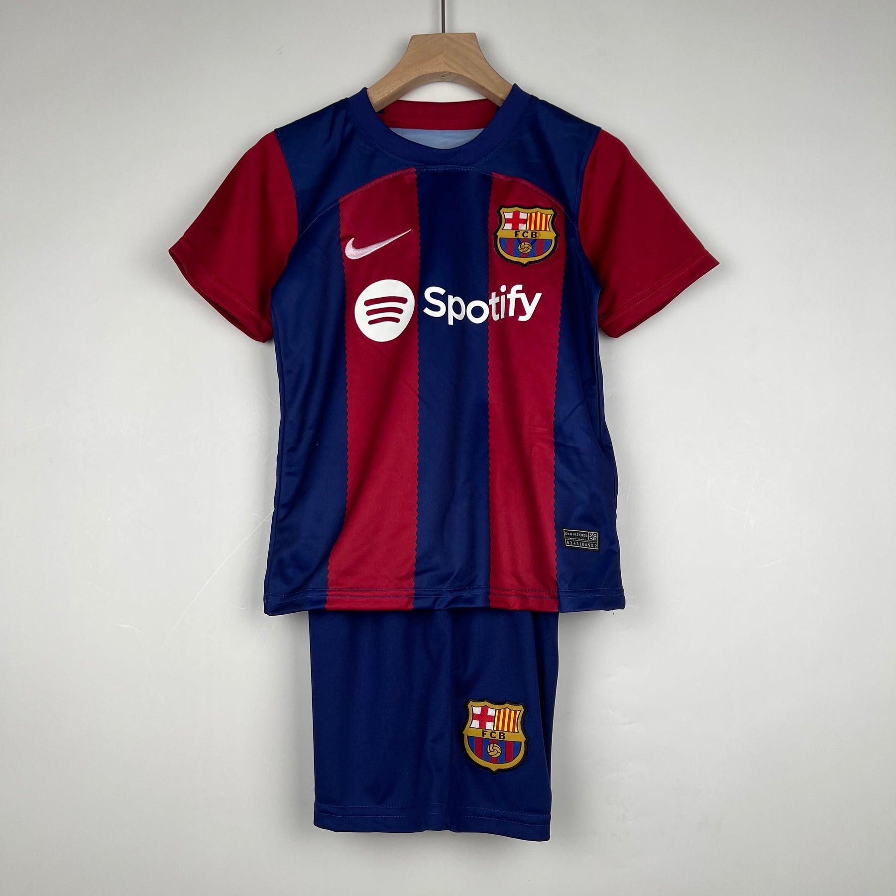 BARCELONA I 23/24 KIDS KIT