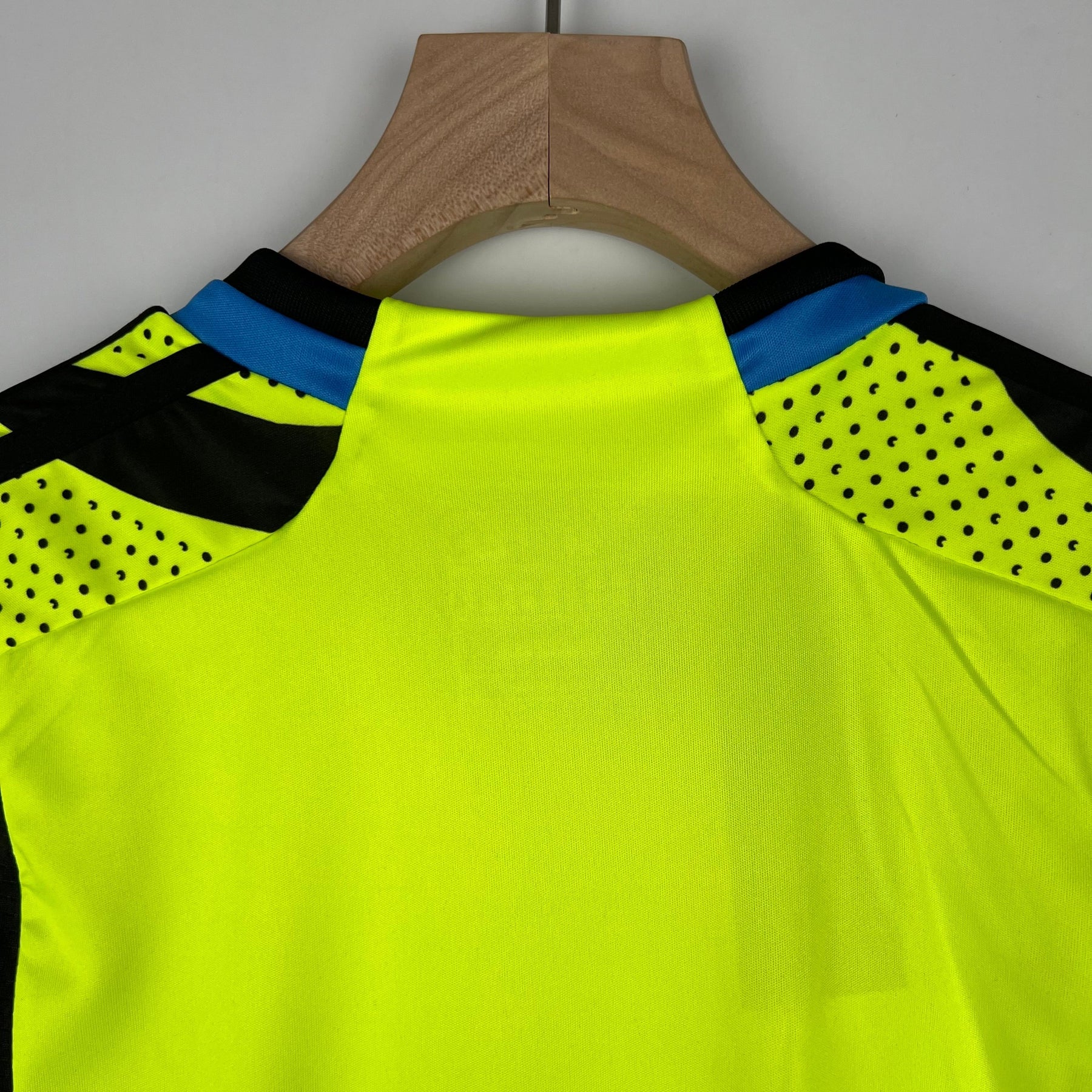 ARSENAL V 23/24 KIDS KIT