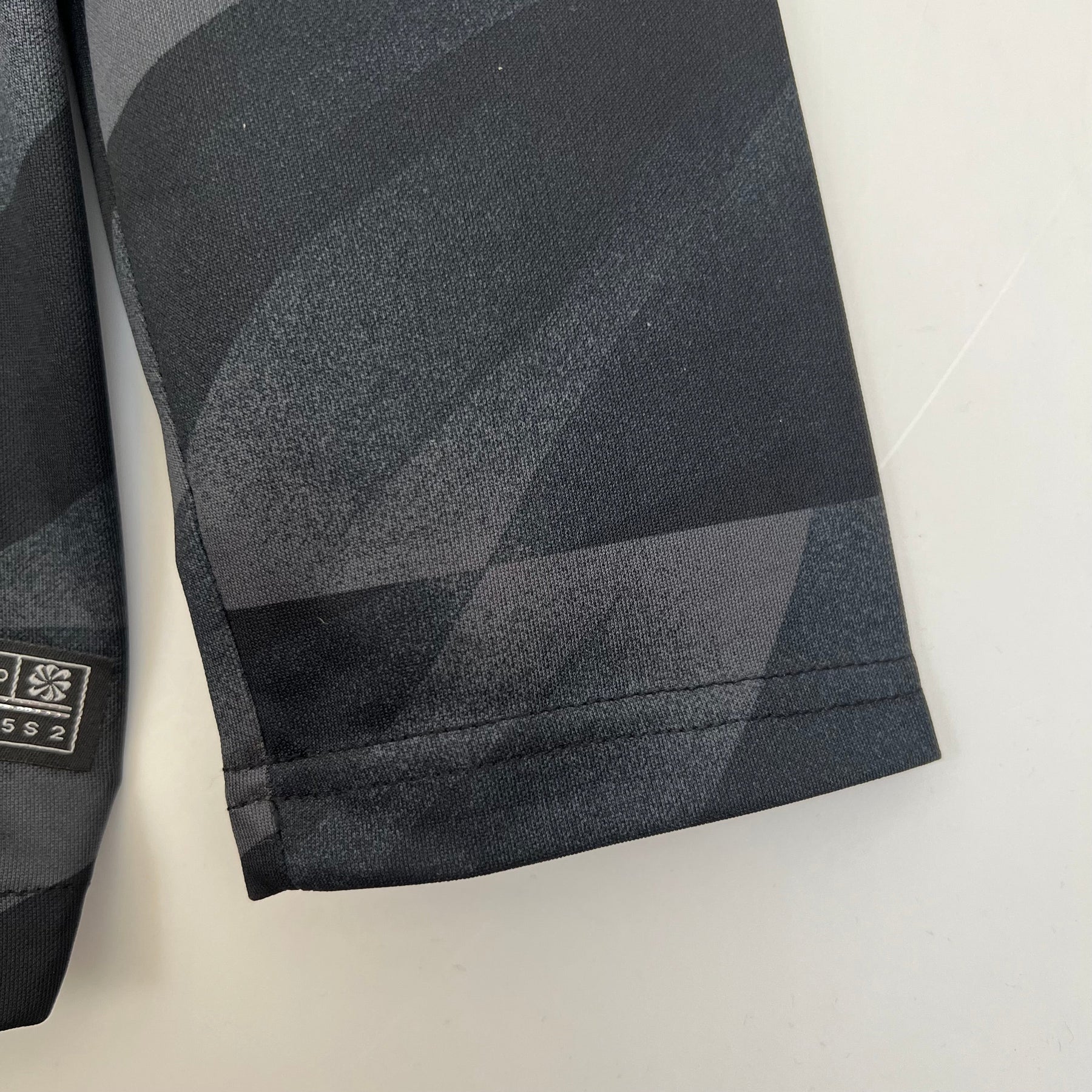 BARCELONA GOALKEEPER/GOALKEEPER I 23/24 MEN (LONG SLEEVE)