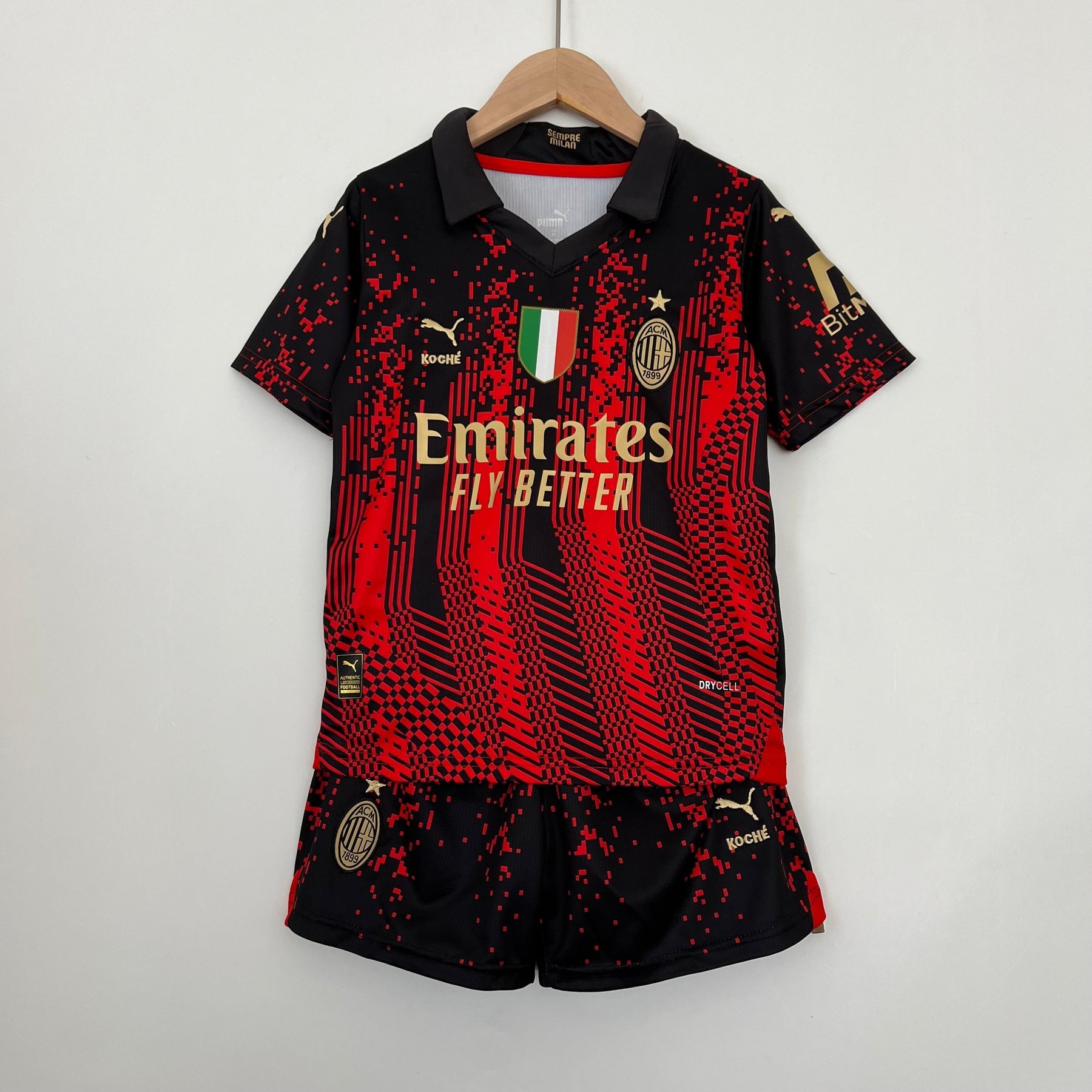 MILAN IV 23/24 KIDS KIT