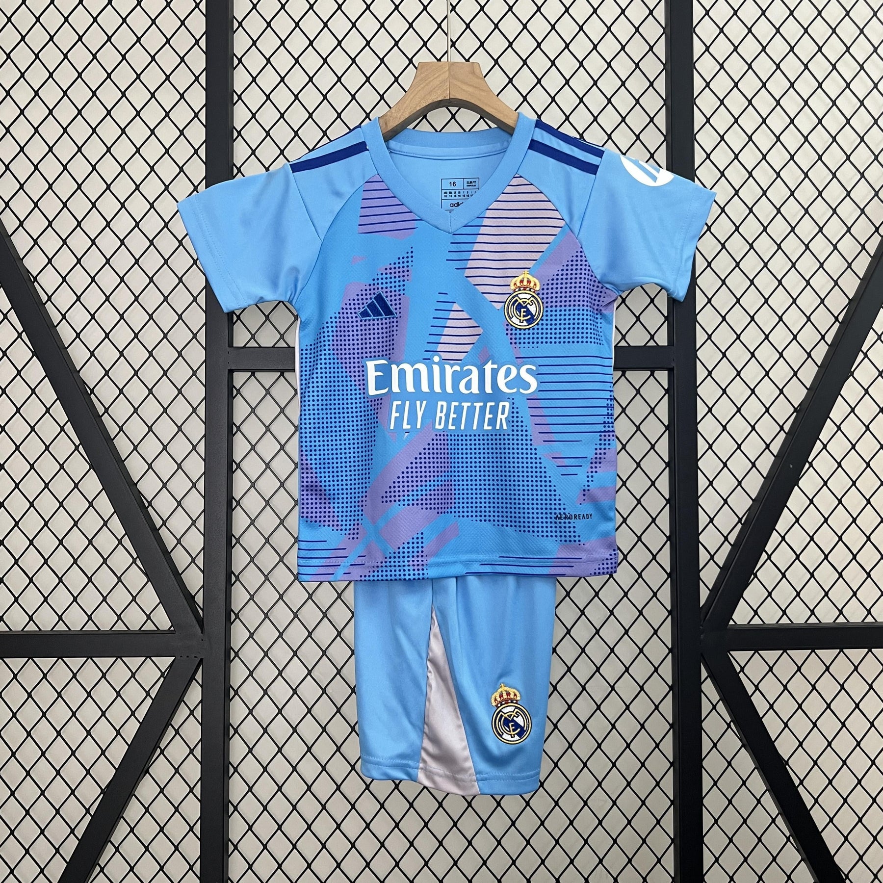 REAL MADRID GOALKEEPER/GOALKEEPER I 24/25 KIDS KIT