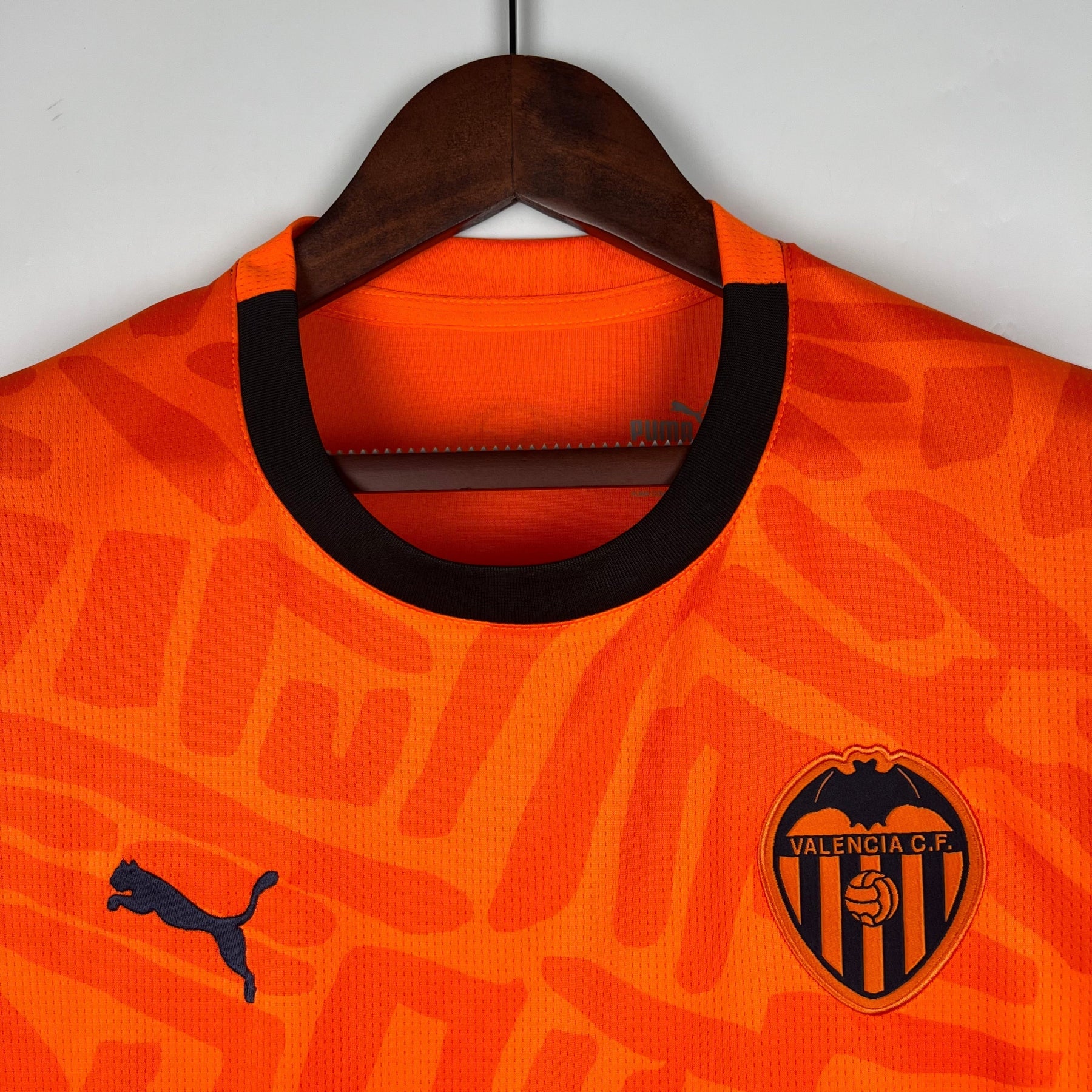 JERSEY VALENCIA III 23/24 MEN