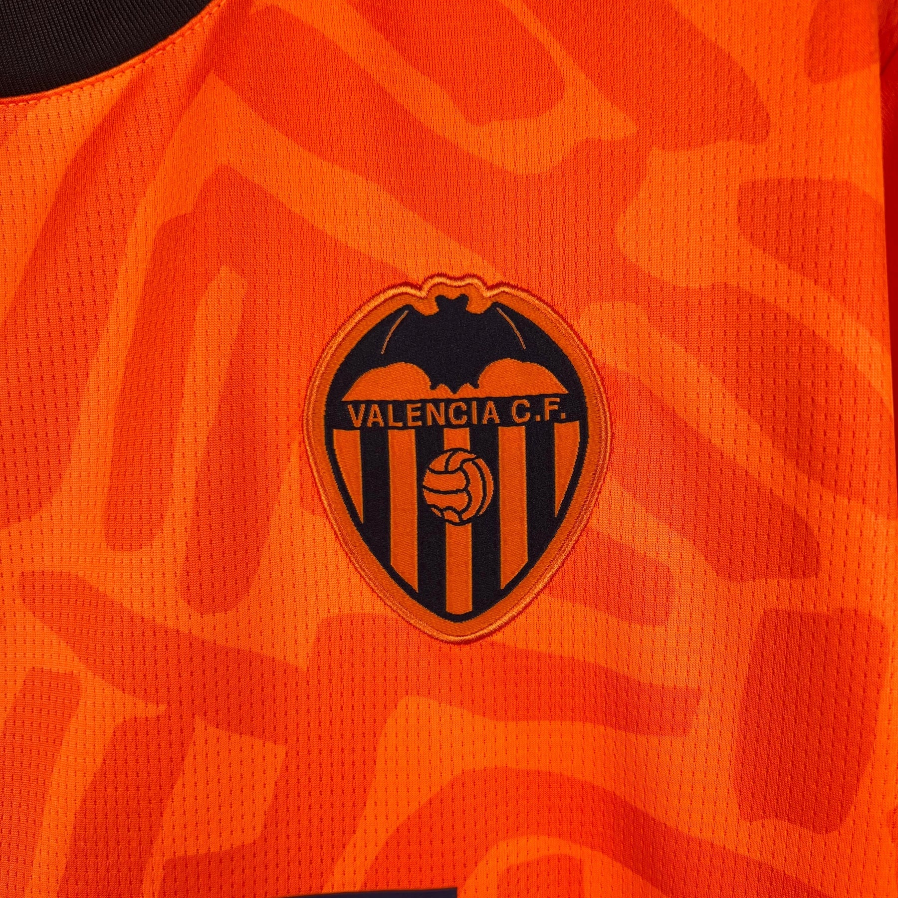 JERSEY VALENCIA III 23/24 MEN