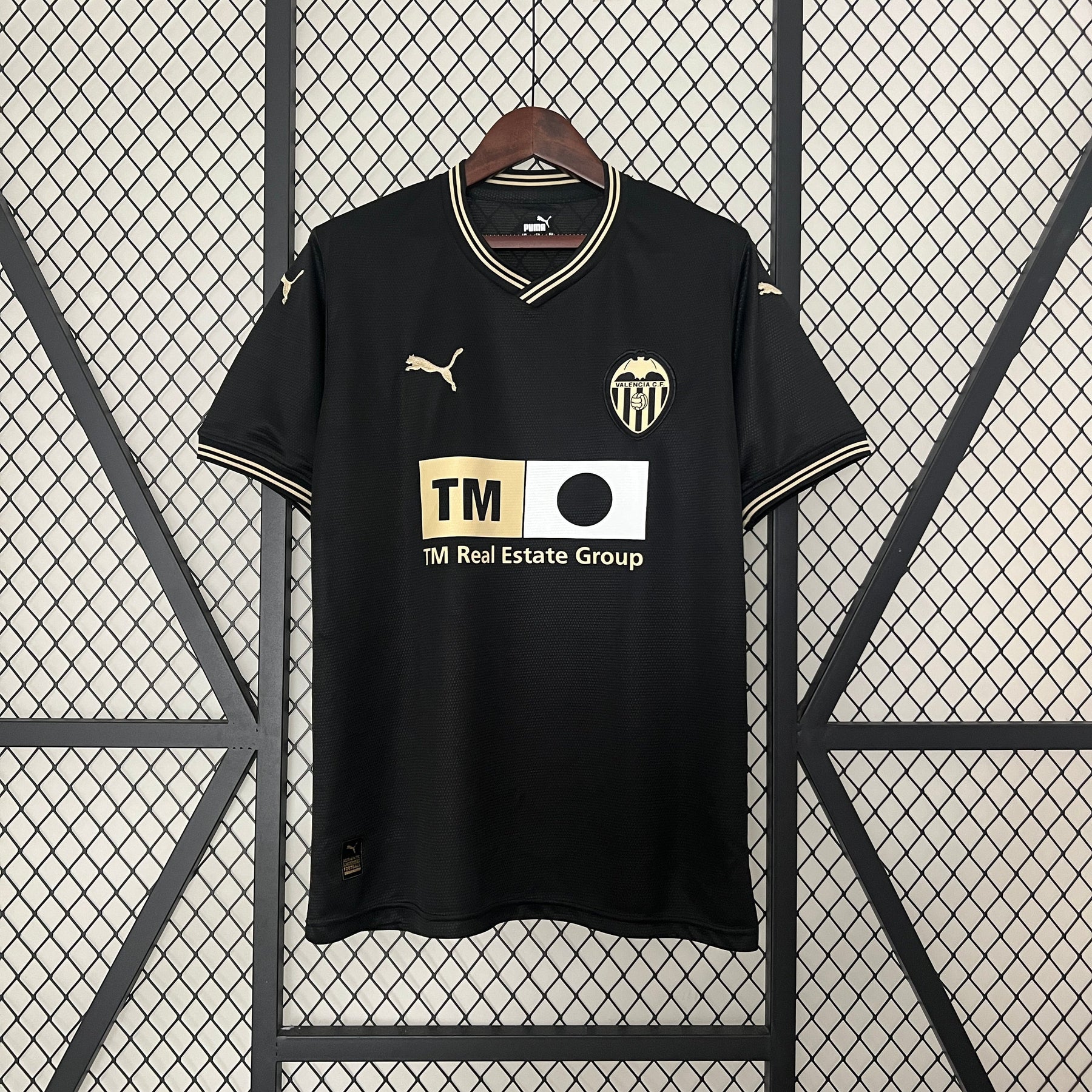JERSEY VALENCIA SPECIAL EDITION LIMITED BLACK 24/25 MEN