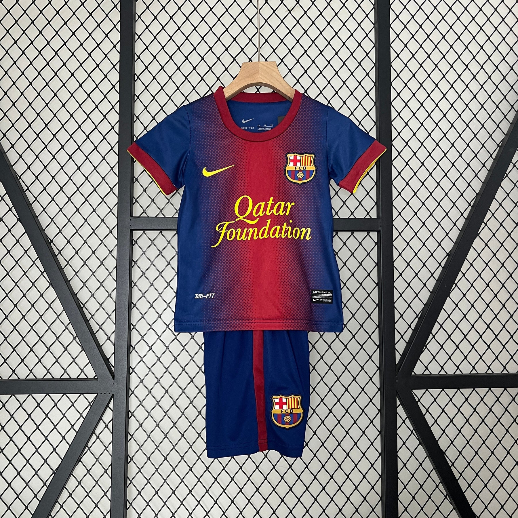 JERSEY BARCELONA I 12/13 KIDS KIT (RETRO)