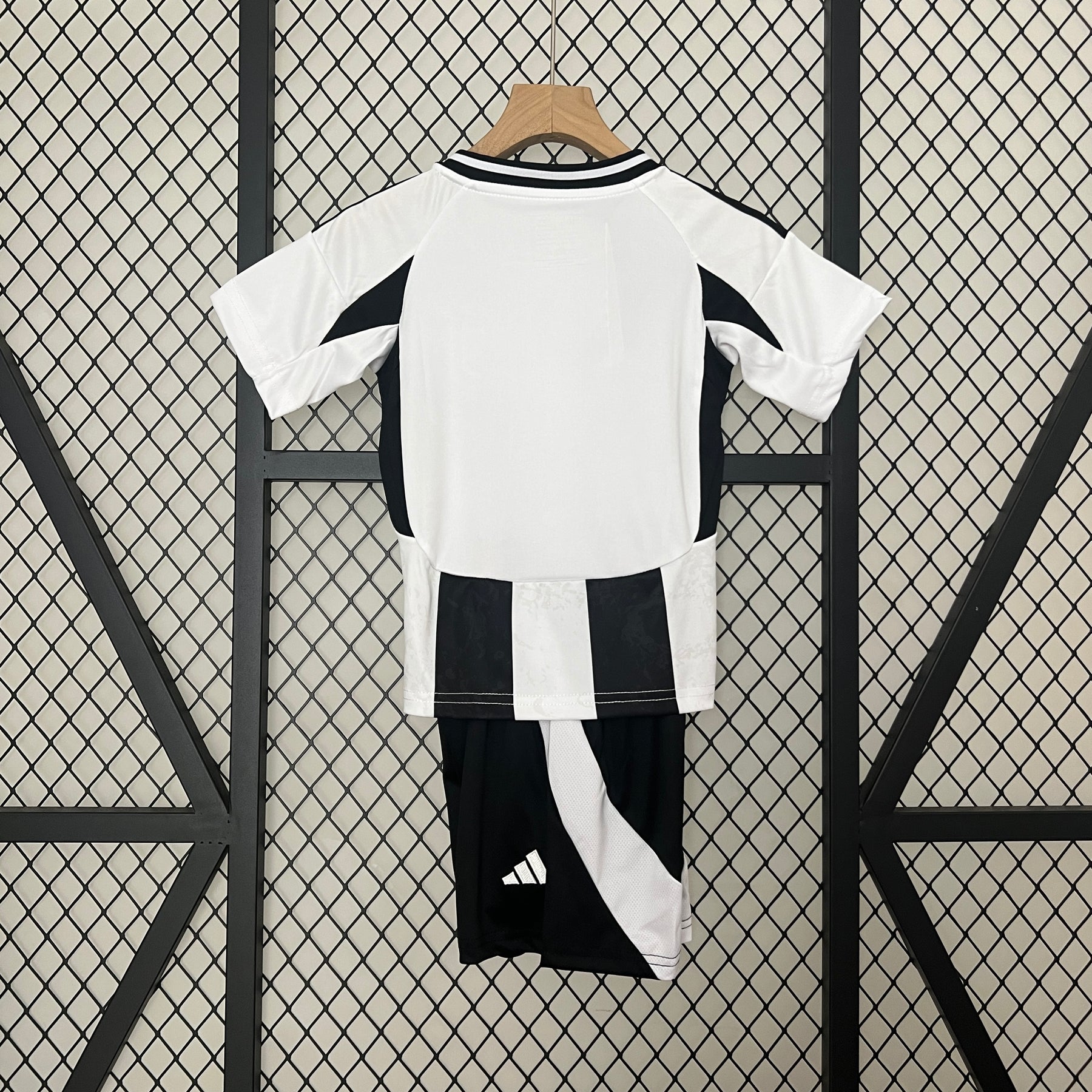 24/25 Kids Juventus Home
