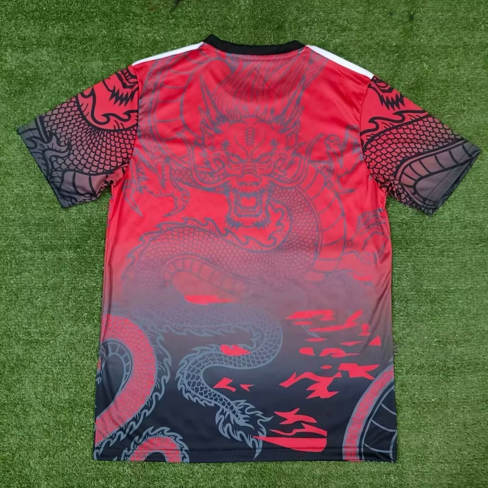 JERSEY REAL MADRID SPECIAL EDITION RED AND BLACK DRAGON