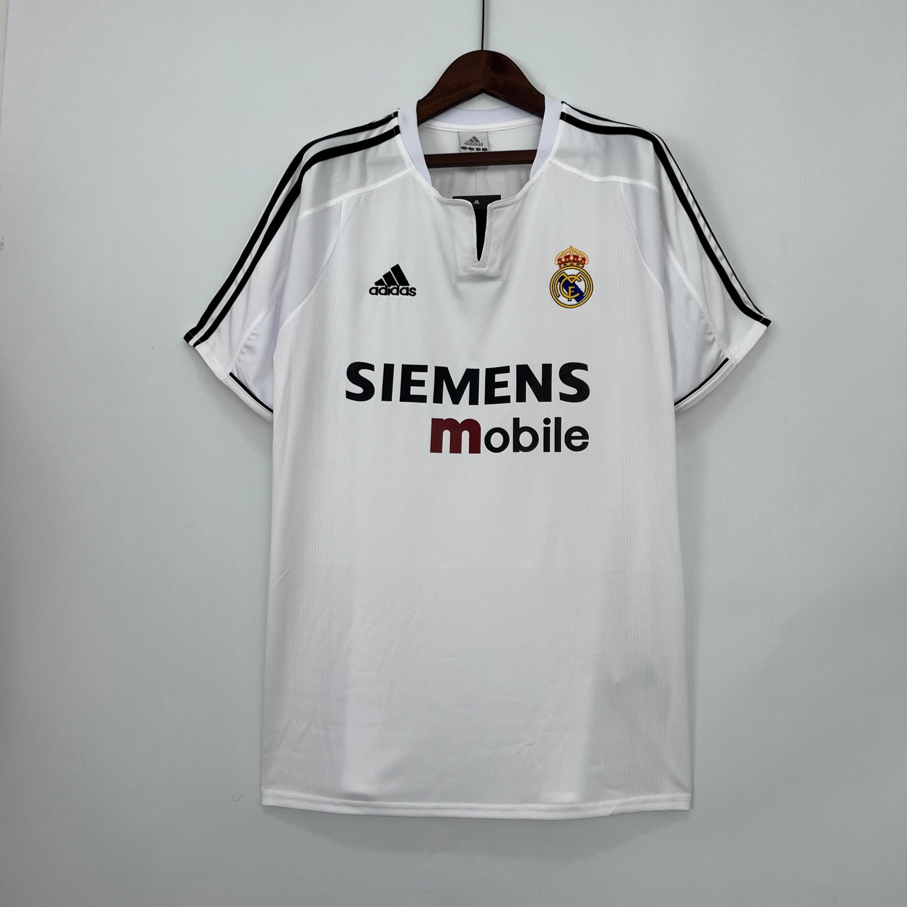 JERSEY REAL MADRID I 03/04 MEN (RETRO)