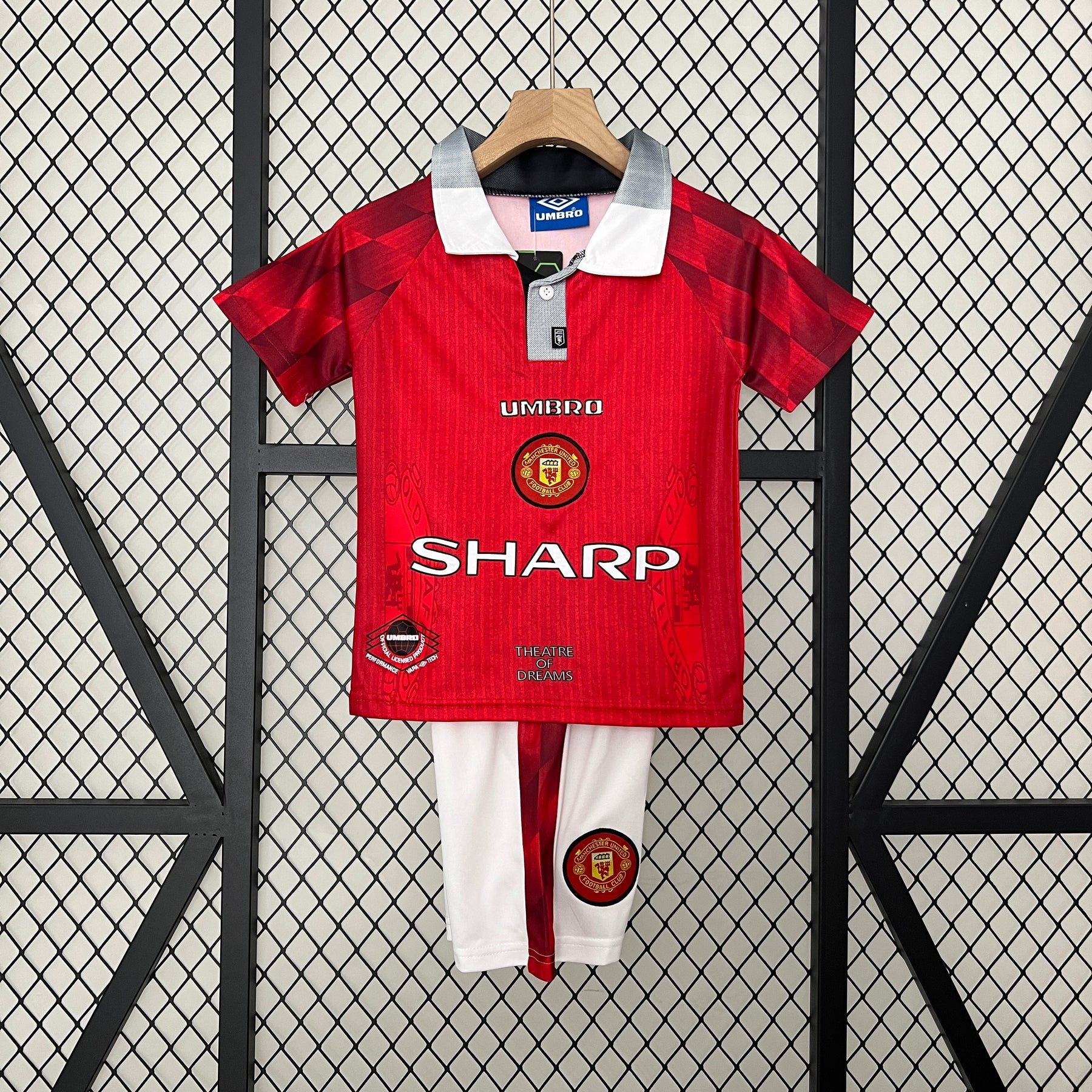 Kit Kids  96/97 home