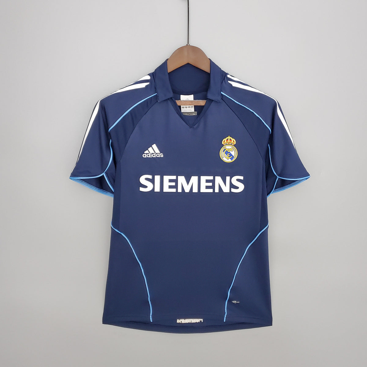 JERSEY REAL MADRID II 05/06 MEN (RETRO)