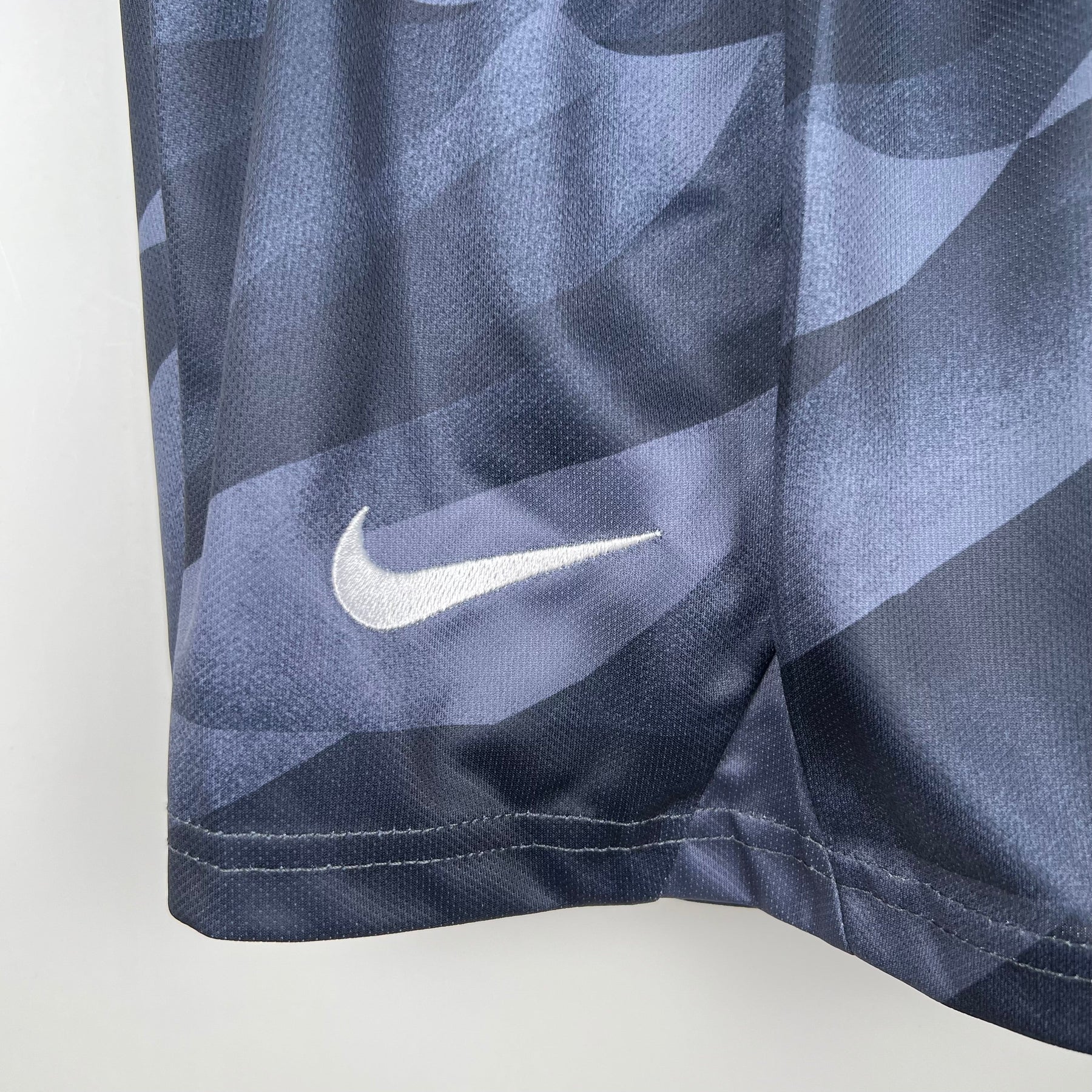 BARCELONA GOALKEEPER/GOALKEEPER II 23/24 KIDS KIT