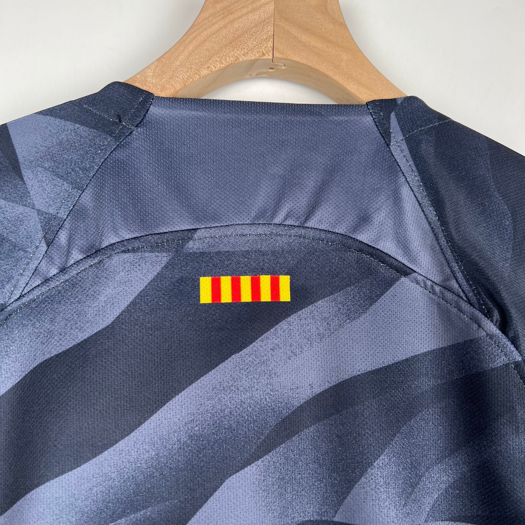 BARCELONA GOALKEEPER/GOALKEEPER II 23/24 KIDS KIT