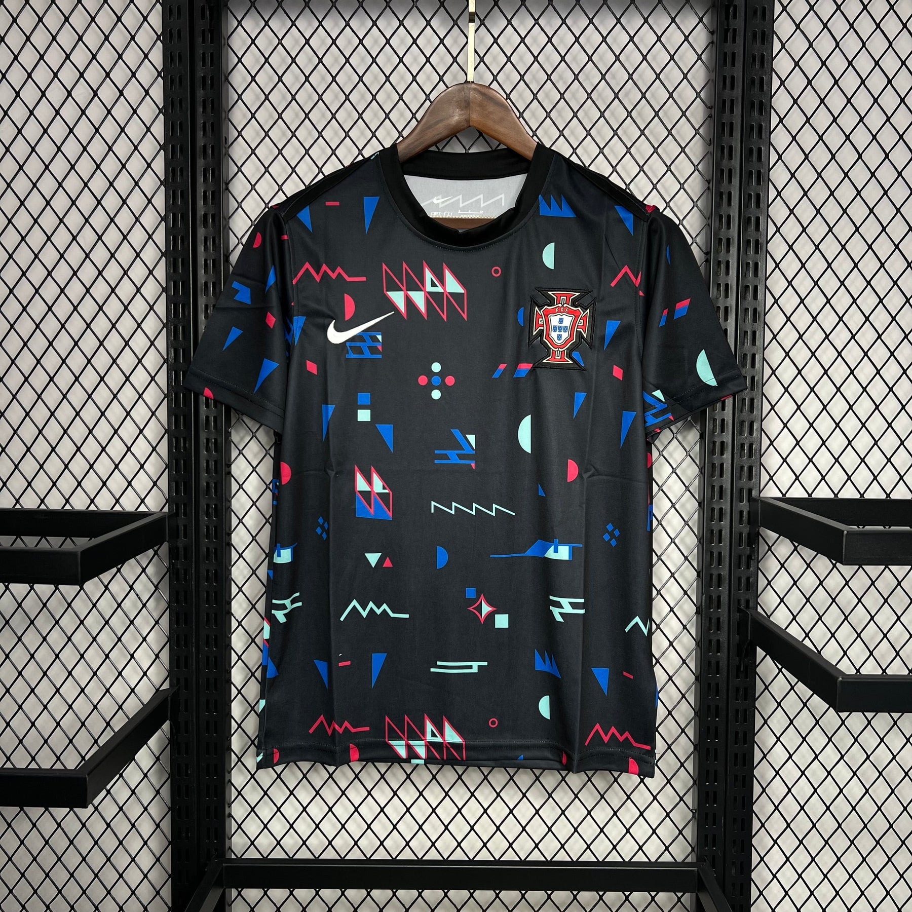 JERSEY PORTUGAL PRE-MATCH / TRAINING EURO 2024 MEN