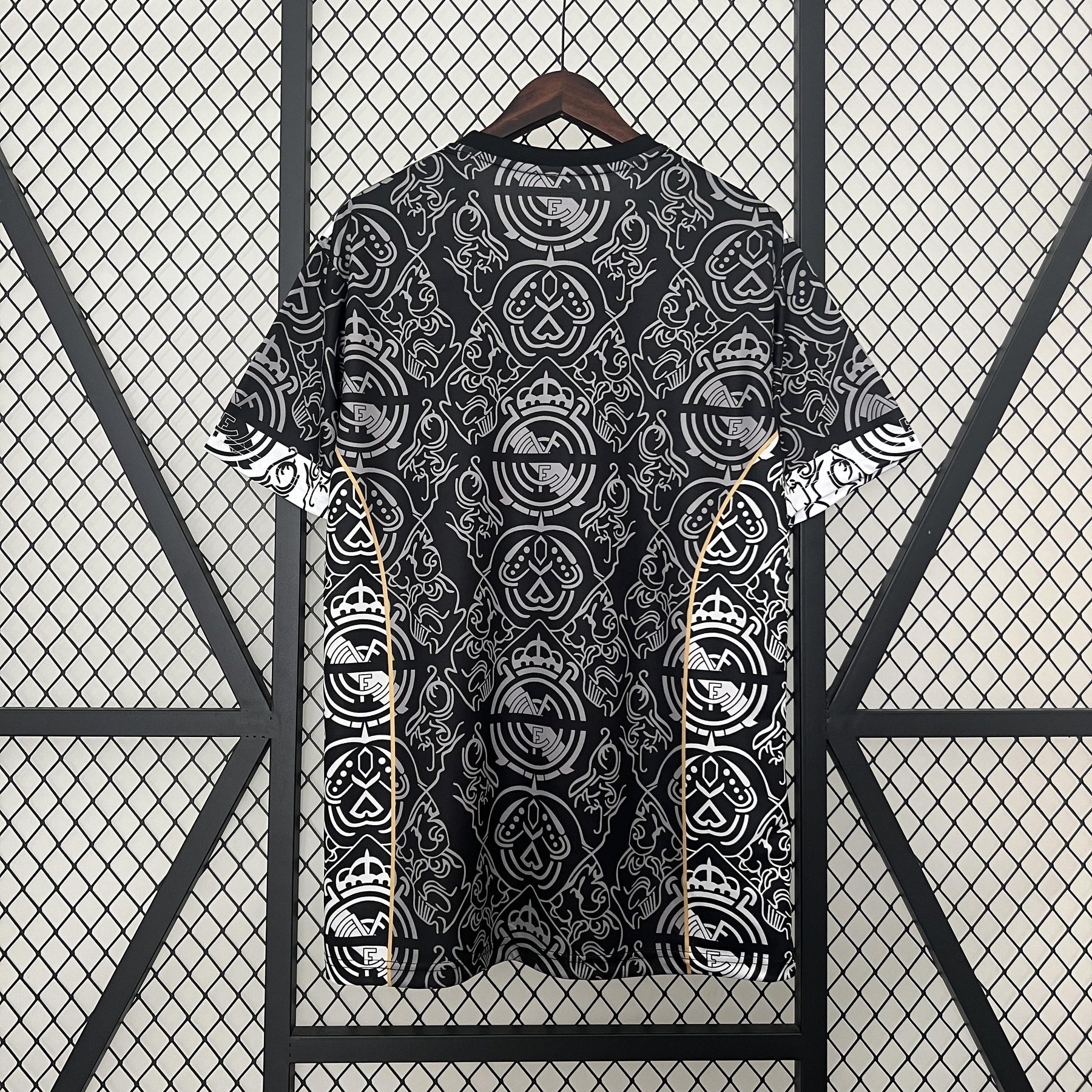 JERSEY REAL MADRID SPECIAL EDITION LIMITED I 24/25 MEN