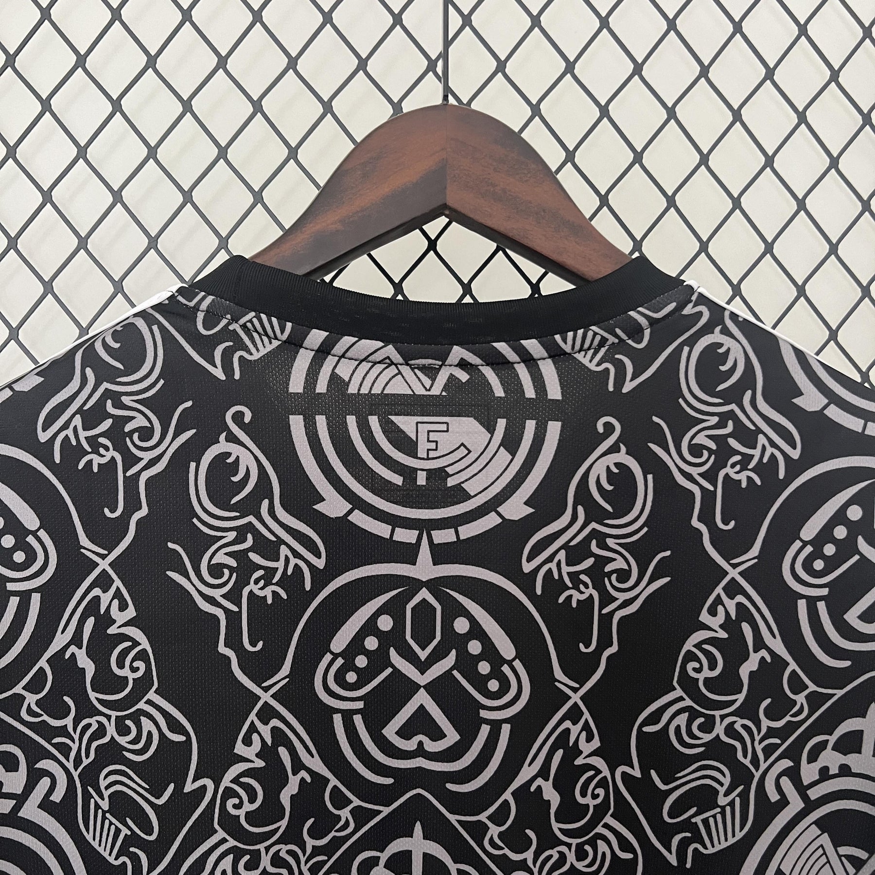 JERSEY REAL MADRID SPECIAL EDITION LIMITED I 24/25 MEN