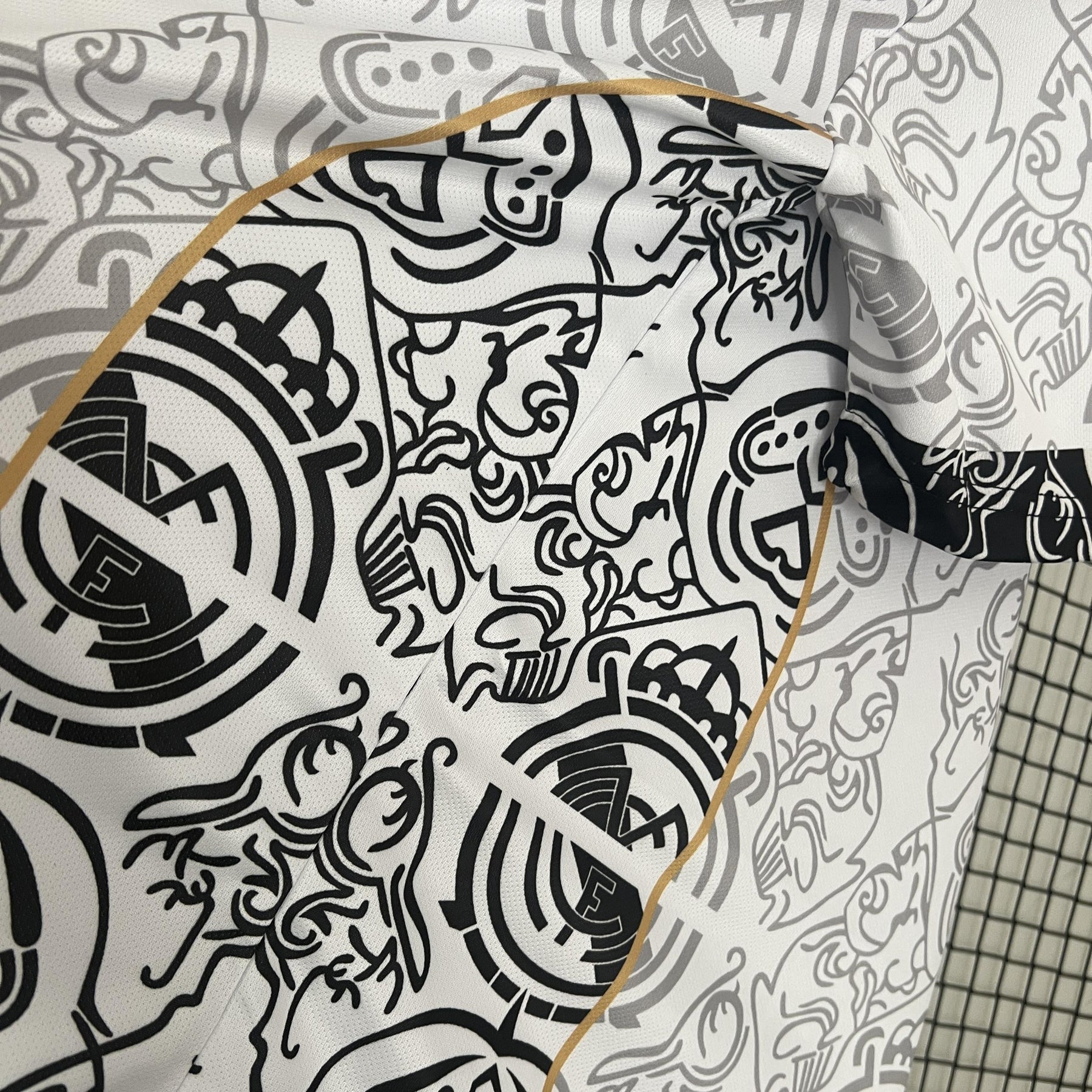 JERSEY REAL MADRID SPECIAL EDITION LIMITED II 24/25 MEN