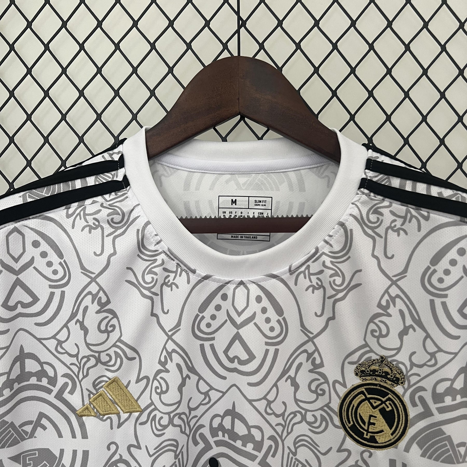 JERSEY REAL MADRID SPECIAL EDITION LIMITED II 24/25 MEN