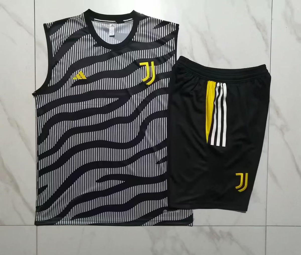 JUVENTUS KIT TRAINING SET SLEEVELESS I 23/24 MEN