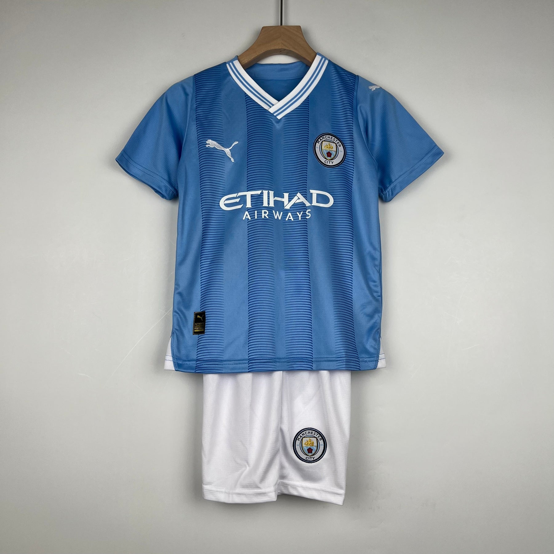 23/24 KIDS KIT
