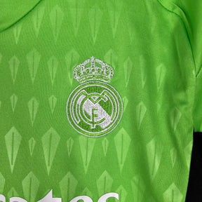 REAL MADRID GOALKEEPER/GOALKEEPER I 23/24 KIDS KIT