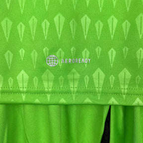 REAL MADRID GOALKEEPER/GOALKEEPER I 23/24 KIDS KIT