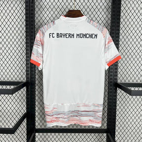 25/26 BAYERN MUNICH AWAY