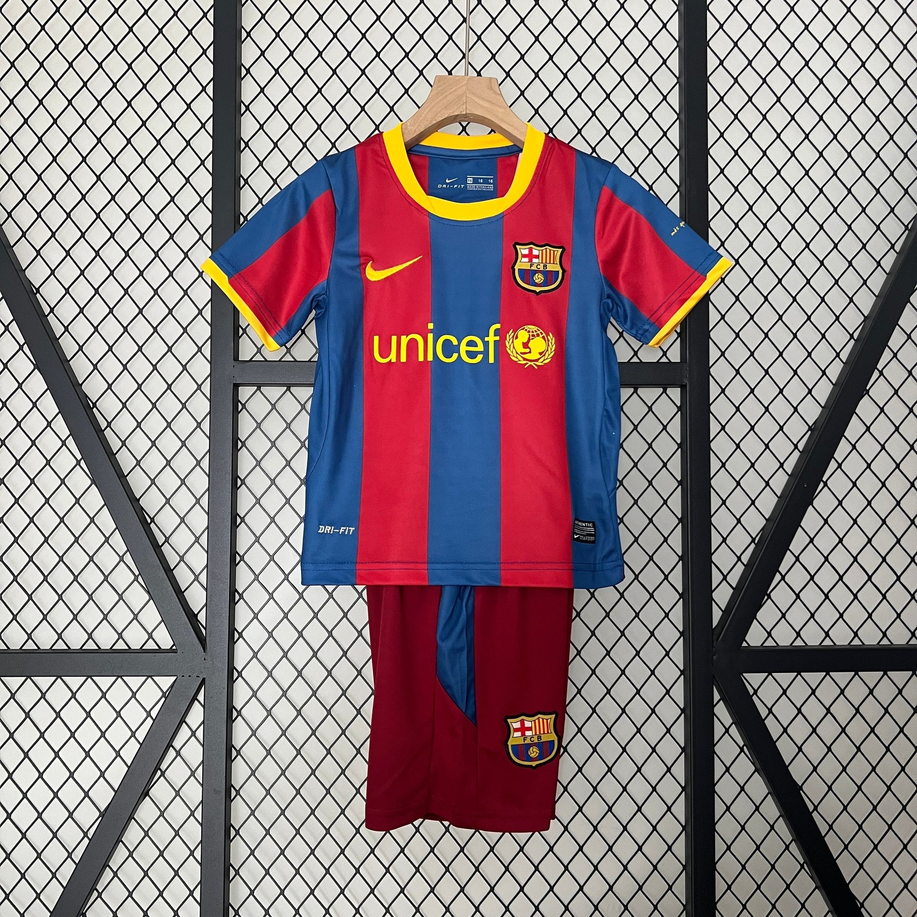 JERSEY BARCELONA I 10/11 KIDS KIT (RETRO)