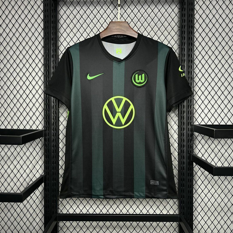 24/25 Wolfsburg away