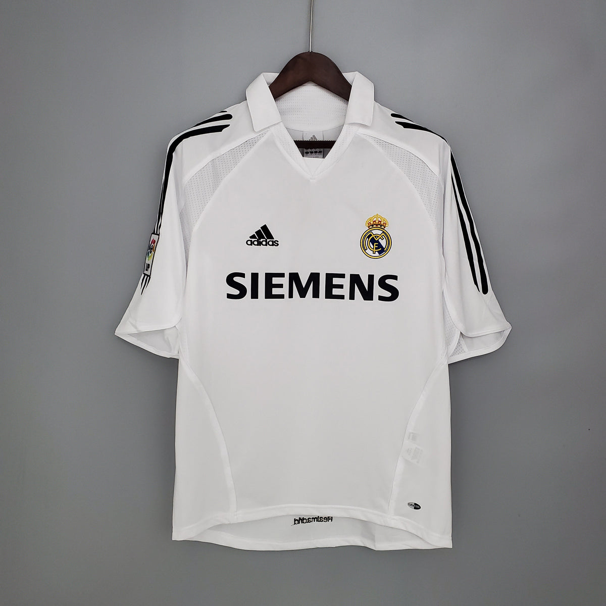 JERSEY REAL MADRID I 05/06 MEN (RETRO)
